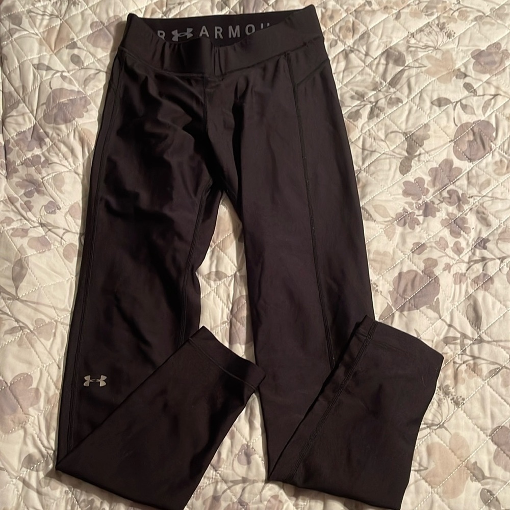 Womenâs Under Armour compression leggings